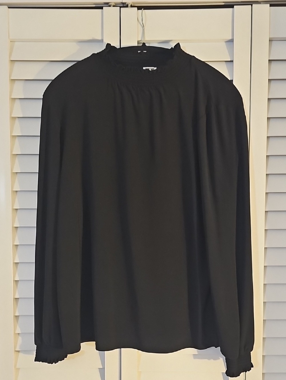 Anne Klein Black Long Sleeve Smocked Neck Blouse